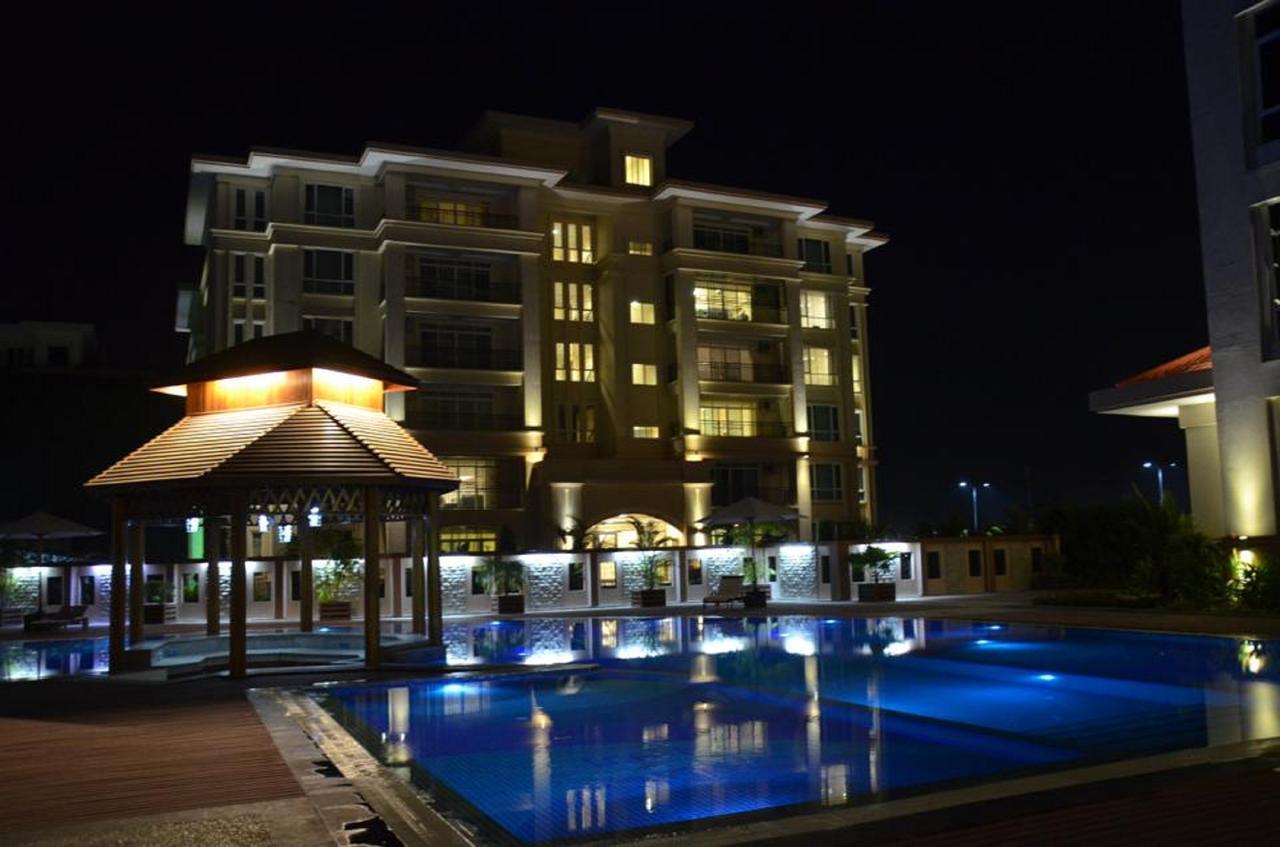 The Hotel Grand Ace Naypyidaw Exterior foto