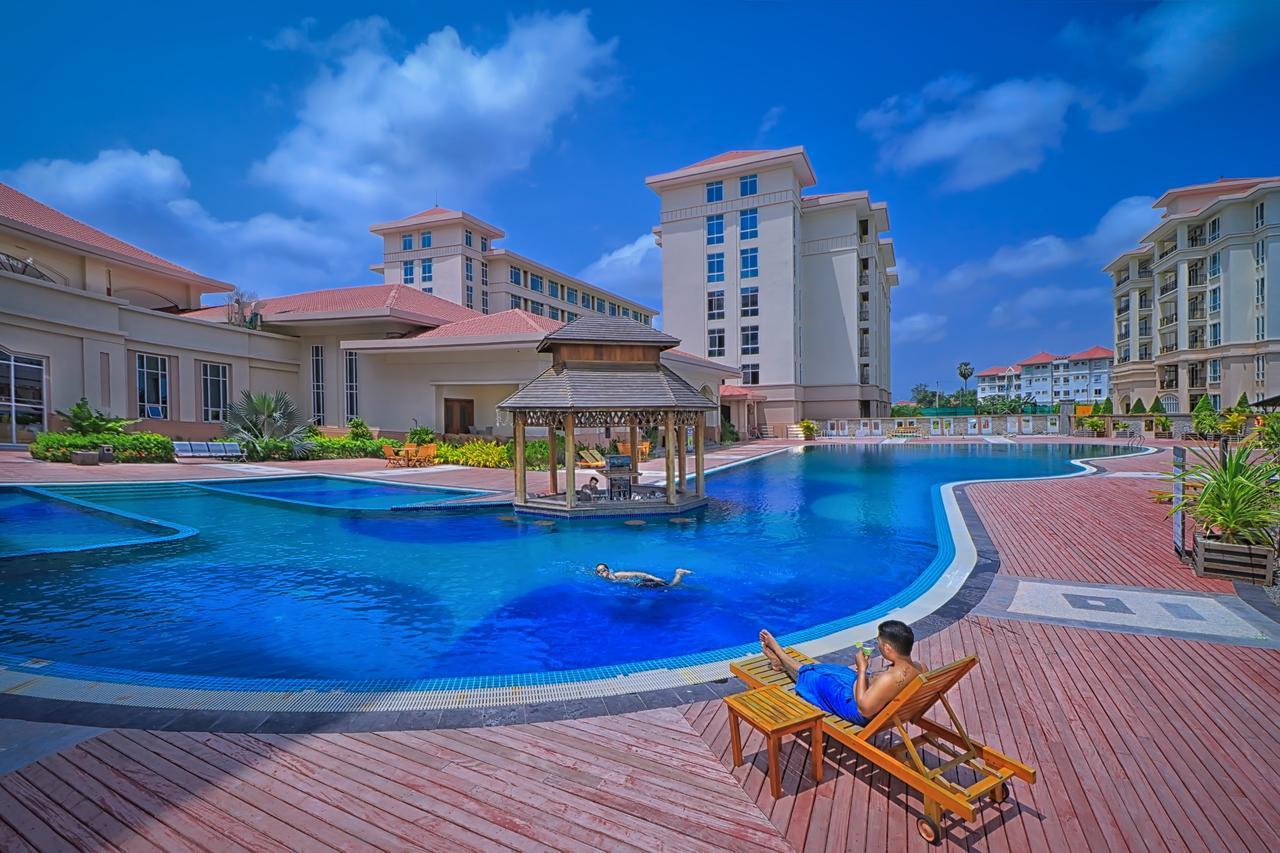 The Hotel Grand Ace Naypyidaw Exterior foto