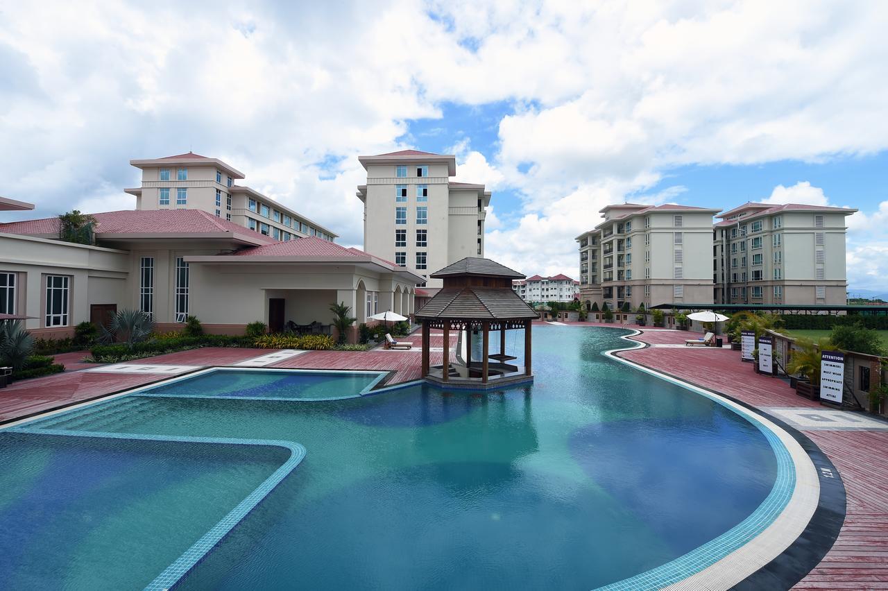 The Hotel Grand Ace Naypyidaw Exterior foto