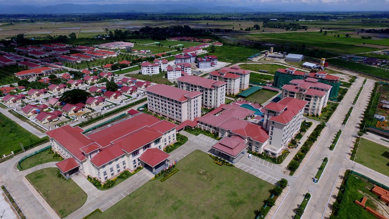 The Hotel Grand Ace Naypyidaw Exterior foto